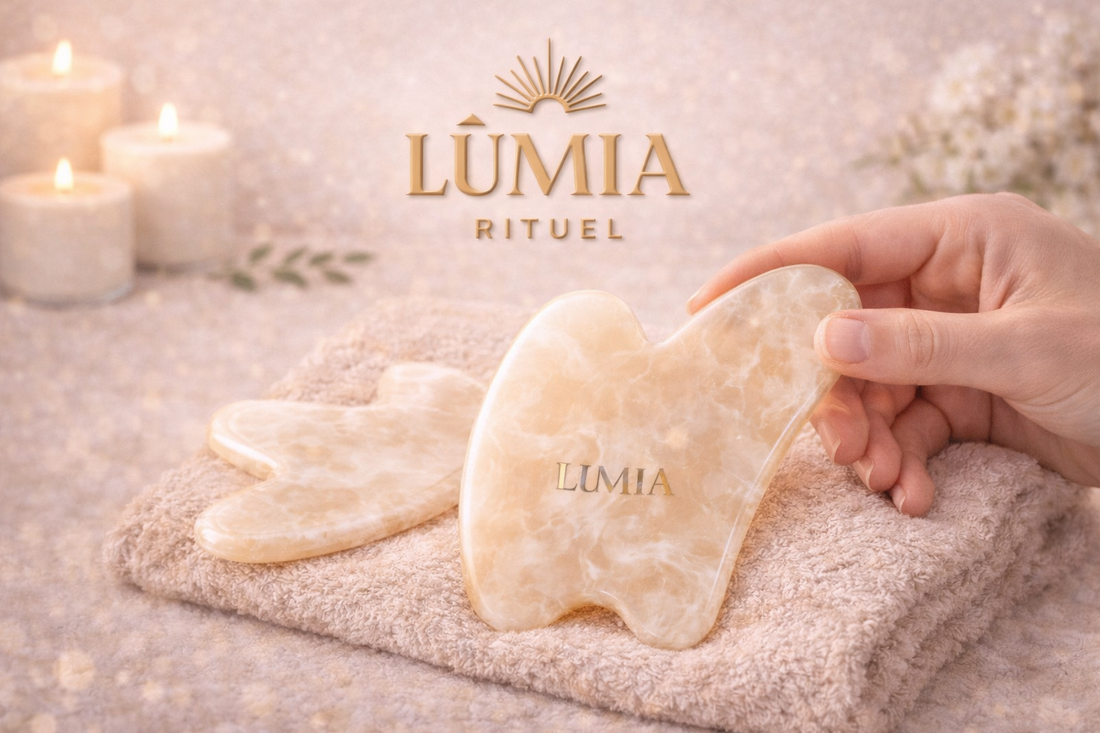Planche de Massage Gua Sha LUMIA™ – Rituel Spa Visage & Corps en Résine Naturelle